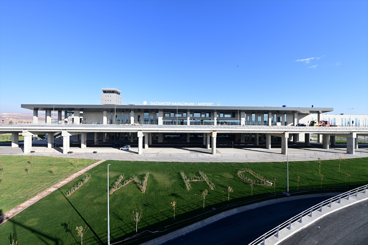 Gaziantep Havalimanı (EMT İnşaat - Desan İnşaat)